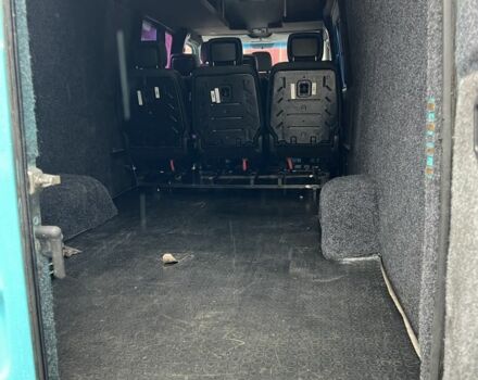 Зеленый Мерседес Sprinter, объемом двигателя 2.1 л и пробегом 565 тыс. км за 11500 $, фото 8 на Automoto.ua