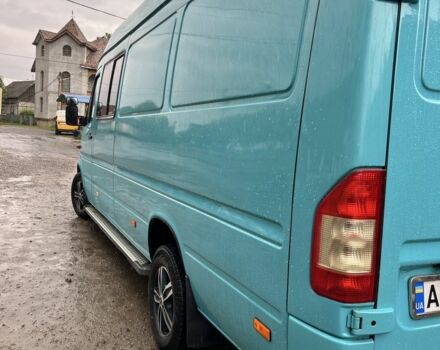 Зеленый Мерседес Sprinter, объемом двигателя 2.1 л и пробегом 565 тыс. км за 11500 $, фото 10 на Automoto.ua