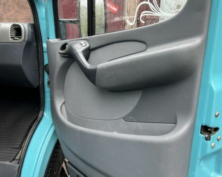 Зеленый Мерседес Sprinter, объемом двигателя 2.1 л и пробегом 565 тыс. км за 11500 $, фото 9 на Automoto.ua