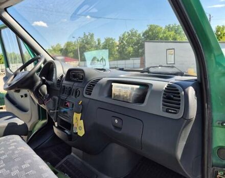 Зеленый Мерседес Sprinter, объемом двигателя 2.15 л и пробегом 350 тыс. км за 11000 $, фото 22 на Automoto.ua