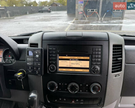 Зеленый Мерседес Sprinter, объемом двигателя 3 л и пробегом 397 тыс. км за 36499 $, фото 10 на Automoto.ua