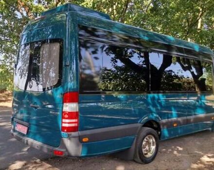 Зеленый Мерседес Sprinter, объемом двигателя 3 л и пробегом 296 тыс. км за 49900 $, фото 1 на Automoto.ua