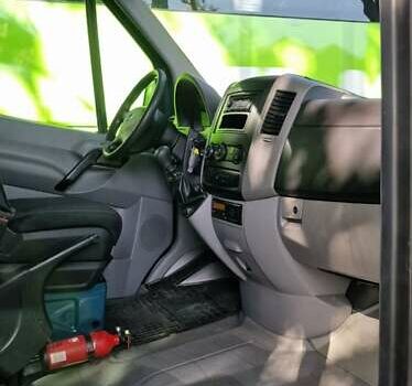 Зеленый Мерседес Sprinter, объемом двигателя 3 л и пробегом 296 тыс. км за 49900 $, фото 23 на Automoto.ua