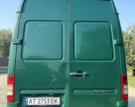 Зелений Мерседес Sprinter, об'ємом двигуна 0 л та пробігом 300 тис. км за 8500 $, фото 1 на Automoto.ua