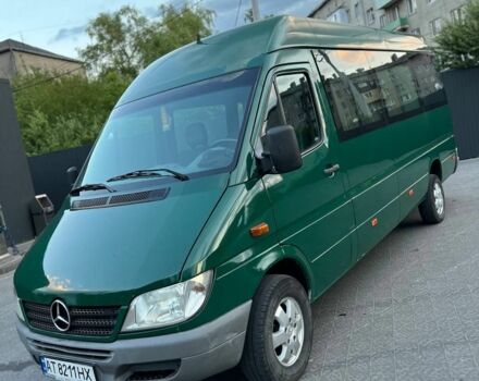 Зелений Мерседес Sprinter, об'ємом двигуна 2.7 л та пробігом 450 тис. км за 11000 $, фото 4 на Automoto.ua