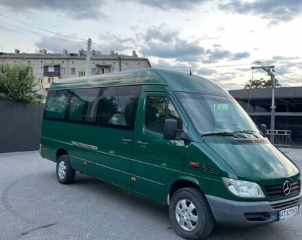 Зелений Мерседес Sprinter, об'ємом двигуна 2.7 л та пробігом 450 тис. км за 11000 $, фото 22 на Automoto.ua