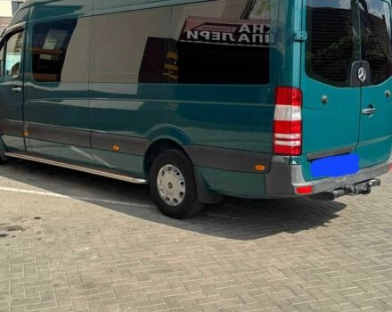 Зеленый Мерседес Sprinter, объемом двигателя 2.2 л и пробегом 380 тыс. км за 20500 $, фото 5 на Automoto.ua