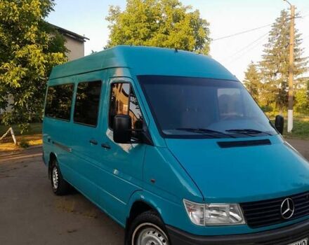 Зеленый Мерседес Sprinter, объемом двигателя 0 л и пробегом 680 тыс. км за 7000 $, фото 6 на Automoto.ua