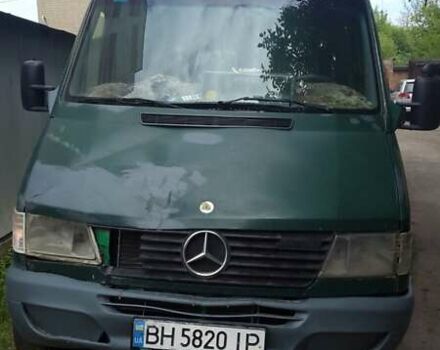 Зелений Мерседес Sprinter, об'ємом двигуна 2.3 л та пробігом 300 тис. км за 2700 $, фото 5 на Automoto.ua