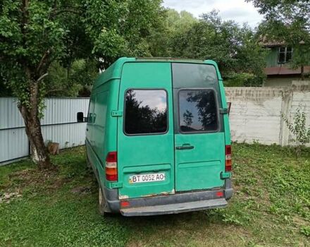 Зеленый Мерседес Sprinter, объемом двигателя 2.3 л и пробегом 600 тыс. км за 3500 $, фото 3 на Automoto.ua