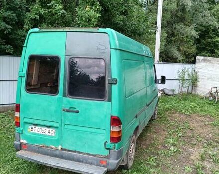 Зеленый Мерседес Sprinter, объемом двигателя 2.3 л и пробегом 600 тыс. км за 3500 $, фото 5 на Automoto.ua