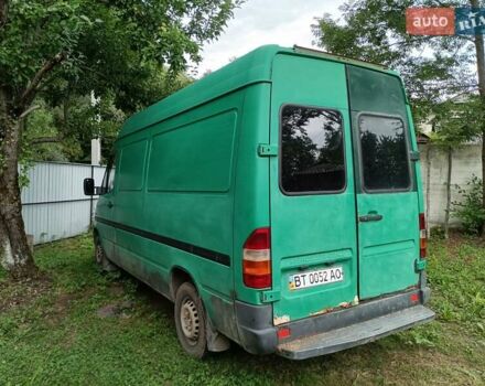 Зеленый Мерседес Sprinter, объемом двигателя 2.3 л и пробегом 600 тыс. км за 3500 $, фото 1 на Automoto.ua