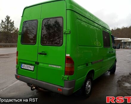 Зеленый Мерседес Sprinter, объемом двигателя 2.9 л и пробегом 425 тыс. км за 10350 $, фото 10 на Automoto.ua