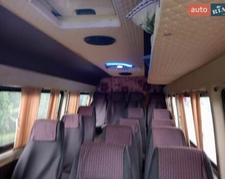 Зелений Мерседес Sprinter, об'ємом двигуна 2.9 л та пробігом 352 тис. км за 8300 $, фото 6 на Automoto.ua