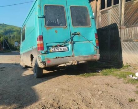 Зеленый Мерседес Sprinter, объемом двигателя 2.3 л и пробегом 260 тыс. км за 2100 $, фото 1 на Automoto.ua
