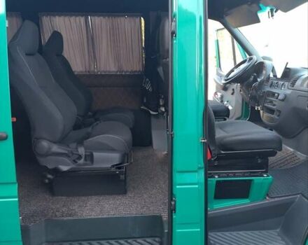 Зеленый Мерседес Sprinter, объемом двигателя 2.1 л и пробегом 324 тыс. км за 12200 $, фото 7 на Automoto.ua