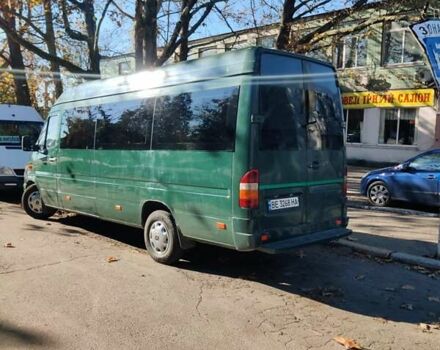 Зеленый Мерседес Sprinter, объемом двигателя 2.15 л и пробегом 396 тыс. км за 10000 $, фото 3 на Automoto.ua