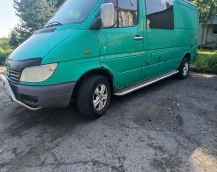 Зеленый Мерседес Sprinter, объемом двигателя 2.15 л и пробегом 300 тыс. км за 5700 $, фото 3 на Automoto.ua
