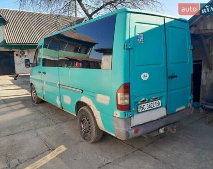 Зеленый Мерседес Sprinter, объемом двигателя 2.1 л и пробегом 547 тыс. км за 5300 $, фото 6 на Automoto.ua