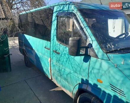 Зеленый Мерседес Sprinter, объемом двигателя 2.1 л и пробегом 547 тыс. км за 5300 $, фото 3 на Automoto.ua