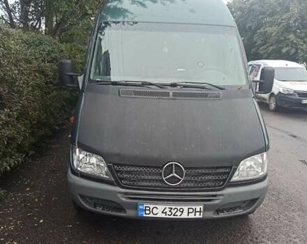 Зелений Мерседес Sprinter, об'ємом двигуна 2.7 л та пробігом 999 тис. км за 9000 $, фото 1 на Automoto.ua