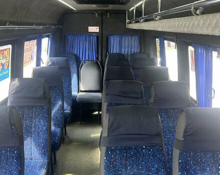 Зелений Мерседес Sprinter, об'ємом двигуна 2.3 л та пробігом 300 тис. км за 10500 $, фото 10 на Automoto.ua