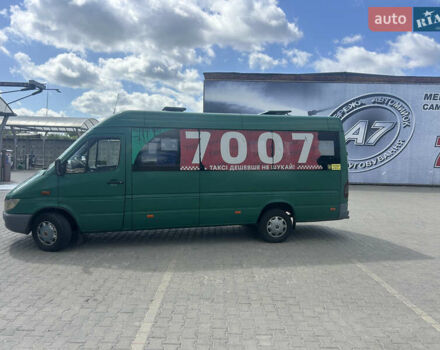 Зелений Мерседес Sprinter, об'ємом двигуна 2.3 л та пробігом 300 тис. км за 10500 $, фото 6 на Automoto.ua