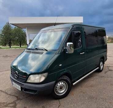 Зелений Мерседес Sprinter, об'ємом двигуна 2.69 л та пробігом 640 тис. км за 7800 $, фото 7 на Automoto.ua