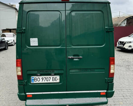 Зеленый Мерседес Sprinter, объемом двигателя 2.7 л и пробегом 600 тыс. км за 10200 $, фото 5 на Automoto.ua