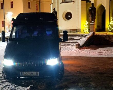 Зелений Мерседес Sprinter, об'ємом двигуна 2.1 л та пробігом 700 тис. км за 9500 $, фото 5 на Automoto.ua