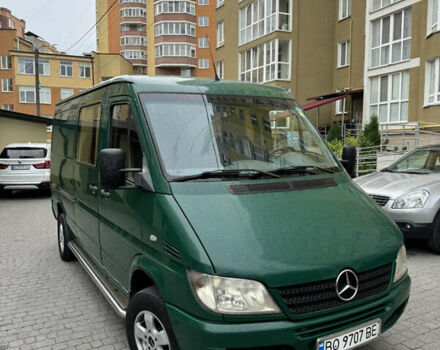Зеленый Мерседес Sprinter, объемом двигателя 2.7 л и пробегом 600 тыс. км за 10200 $, фото 1 на Automoto.ua