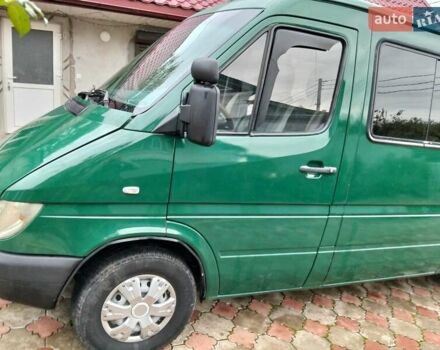 Зеленый Мерседес Sprinter, объемом двигателя 2.1 л и пробегом 750 тыс. км за 9700 $, фото 6 на Automoto.ua