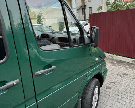 Зеленый Мерседес Sprinter, объемом двигателя 2.7 л и пробегом 600 тыс. км за 10200 $, фото 7 на Automoto.ua
