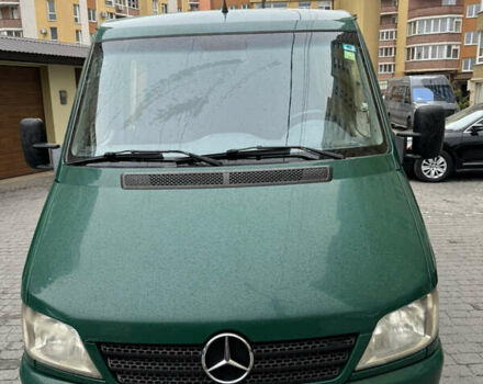 Зеленый Мерседес Sprinter, объемом двигателя 2.7 л и пробегом 600 тыс. км за 10200 $, фото 3 на Automoto.ua