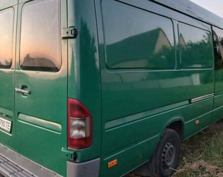 Зеленый Мерседес Sprinter, объемом двигателя 2.2 л и пробегом 700 тыс. км за 9000 $, фото 3 на Automoto.ua