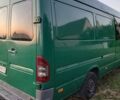 Зеленый Мерседес Sprinter, объемом двигателя 2.2 л и пробегом 700 тыс. км за 9000 $, фото 3 на Automoto.ua