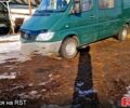 Зелений Мерседес Sprinter, об'ємом двигуна 2.1 л та пробігом 370 тис. км за 9000 $, фото 4 на Automoto.ua
