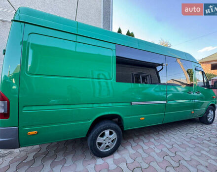 Зеленый Мерседес Sprinter, объемом двигателя 0 л и пробегом 500 тыс. км за 12500 $, фото 4 на Automoto.ua
