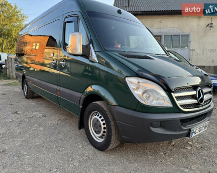 Зеленый Мерседес Sprinter, объемом двигателя 2.1 л и пробегом 500 тыс. км за 15699 $, фото 1 на Automoto.ua