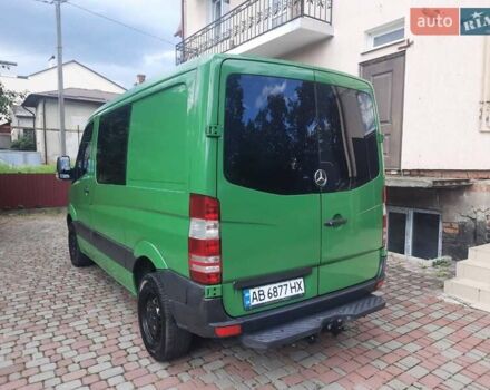 Зелений Мерседес Sprinter, об'ємом двигуна 2.2 л та пробігом 417 тис. км за 10000 $, фото 3 на Automoto.ua