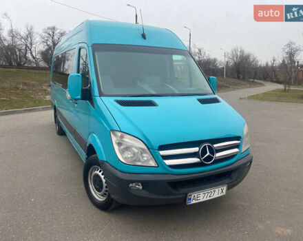 Зеленый Мерседес Sprinter, объемом двигателя 3 л и пробегом 845 тыс. км за 23900 $, фото 8 на Automoto.ua