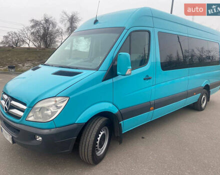Зеленый Мерседес Sprinter, объемом двигателя 3 л и пробегом 845 тыс. км за 23900 $, фото 7 на Automoto.ua