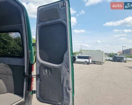 Зелений Мерседес Sprinter, об'ємом двигуна 3 л та пробігом 670 тис. км за 16599 $, фото 33 на Automoto.ua
