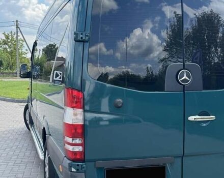 Зеленый Мерседес Sprinter, объемом двигателя 2.2 л и пробегом 400 тыс. км за 20500 $, фото 2 на Automoto.ua