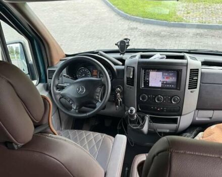 Зеленый Мерседес Sprinter, объемом двигателя 2.2 л и пробегом 400 тыс. км за 20500 $, фото 18 на Automoto.ua