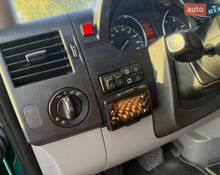 Зеленый Мерседес Sprinter, объемом двигателя 2.99 л и пробегом 777 тыс. км за 28978 $, фото 17 на Automoto.ua