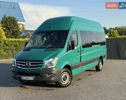 Зеленый Мерседес Sprinter, объемом двигателя 2.99 л и пробегом 777 тыс. км за 28978 $, фото 4 на Automoto.ua