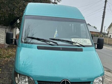 Зеленый Мерседес Sprinter, объемом двигателя 2.9 л и пробегом 770 тыс. км за 7500 $, фото 1 на Automoto.ua