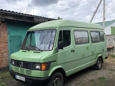 Зелений Мерседес Sprinter, об'ємом двигуна 2.3 л та пробігом 500 тис. км за 2306 $, фото 1 на Automoto.ua