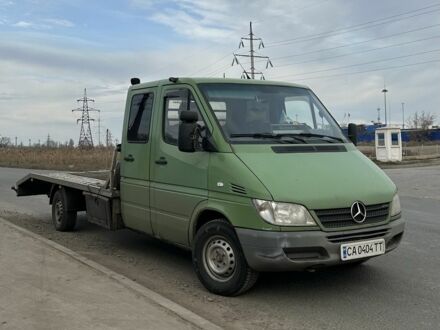 Мерседес Sprinter 1996 у Києві на Automoto.ua Зелений Мерседес Sprinter, об'ємом двигуна 2.9 л та пробігом 999 тис. км за 8200 $, фото 1 на Automoto.ua